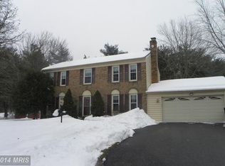 709 Covington Ct, Sykesville, MD 21784