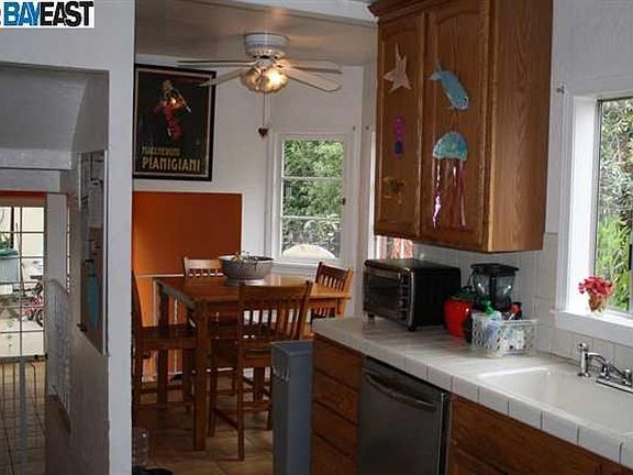 4th image of 678 Cary Dr