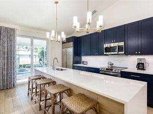 851 108th Ave N, Naples, FL 34108