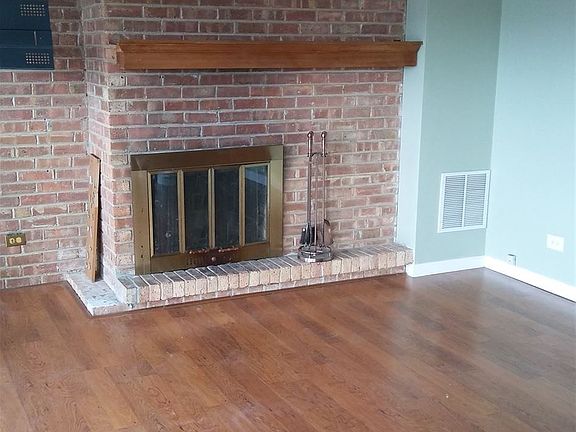 4th image of 5507 E Lake Dr APT D
