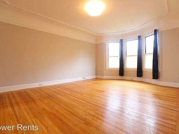 2nd image of 2452 Fillmore St APT 3