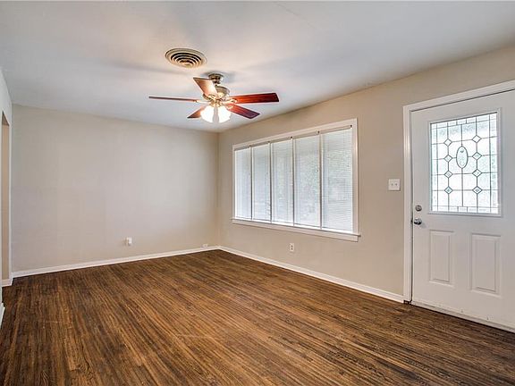 4th image of 4605 Black Oak Ln