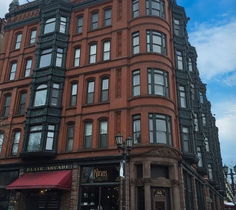 Building Photo 3
