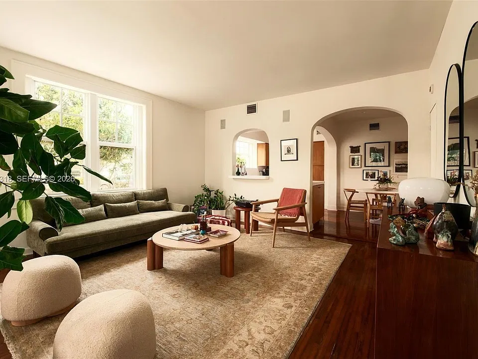 1061 Meridian Ave #2A
