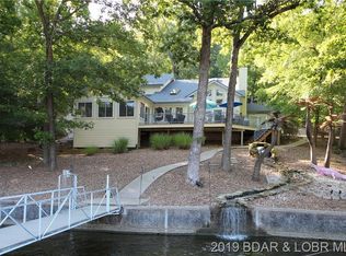 304 Palisades Dr, Lake Ozark, MO 65049