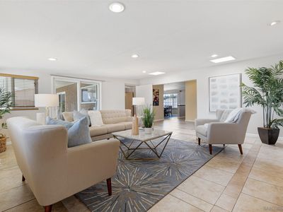 839 Parkbrook St, Spring Valley, CA, 91977