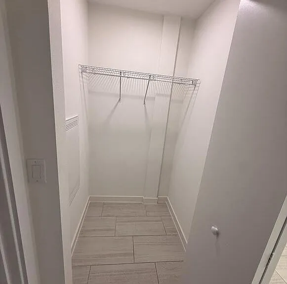 Superior Manor II — Photo 6