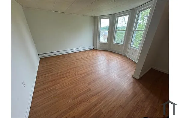 Building Photo - 168 Hillside Ave #3S