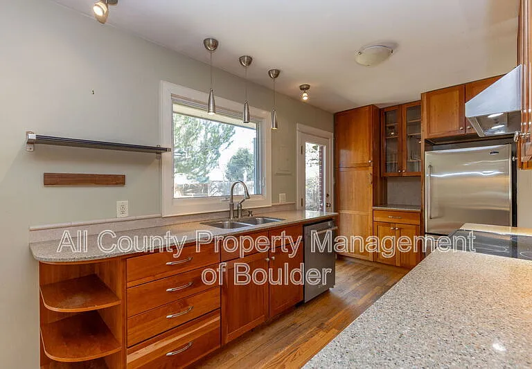 4481 Hamilton Ct — Photo 8