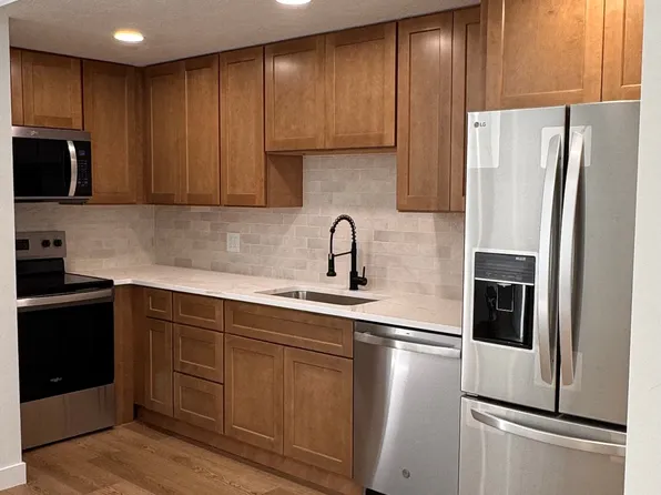 2218 N Elderberry Dr #1, Saratoga Springs, UT 84045