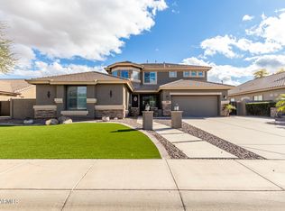 6749 S Seneca Way, Gilbert, AZ 85298