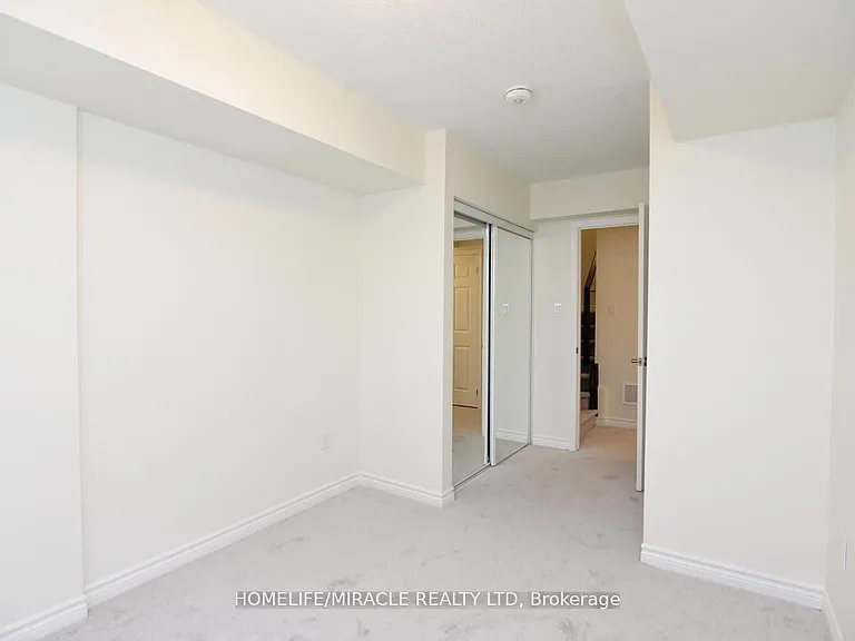 1081 Danforth Rd E #113 — Photo 28