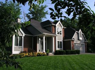 7030 Woods West Dr, Flushing, MI