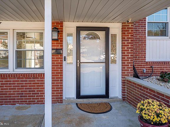 2nd image of 2737 Tanager Dr