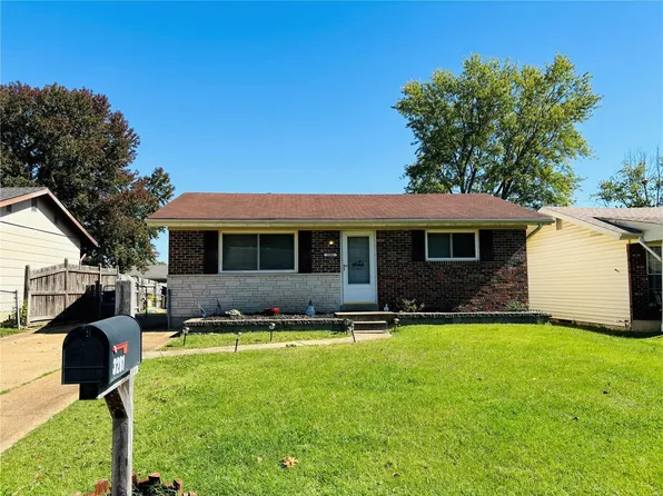 3281 Boca Raton Dr, Arnold, MO 63010