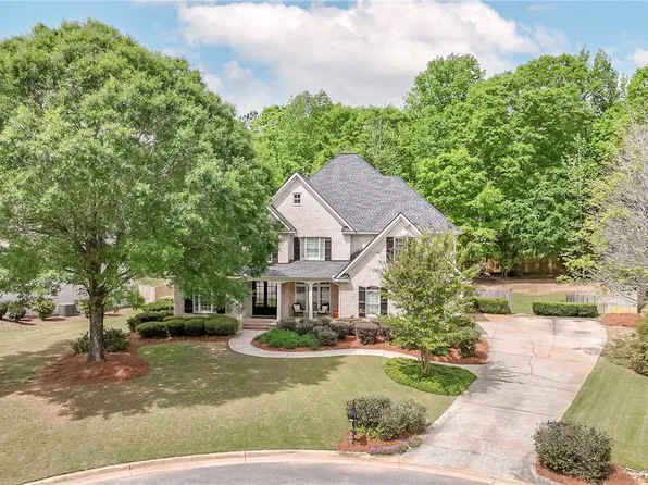 1692 Waldrop Ct, Auburn, AL 36830