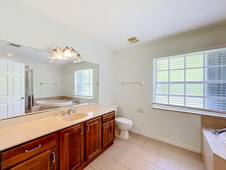 6416 Las Palmas Way — Photo 15