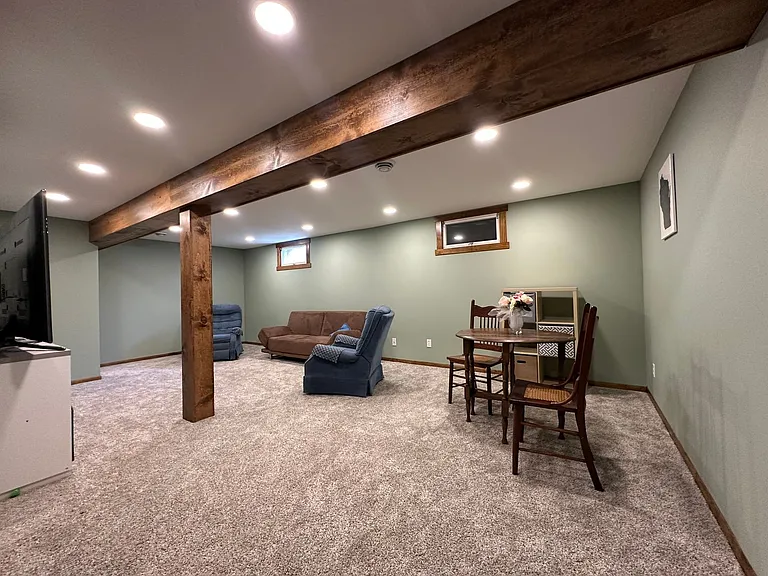 868 N Edge Trl — Photo 18