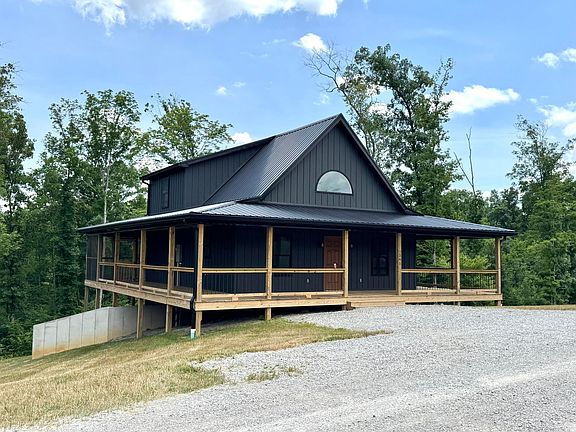 3rd image of 345 Pumpkin Creek Cir