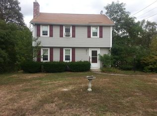 57 Smith St, Chelmsford, MA 01824