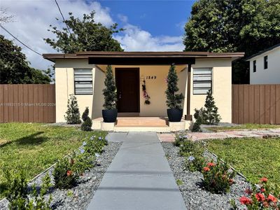 1849 NW 70th St, Miami, FL, 33147