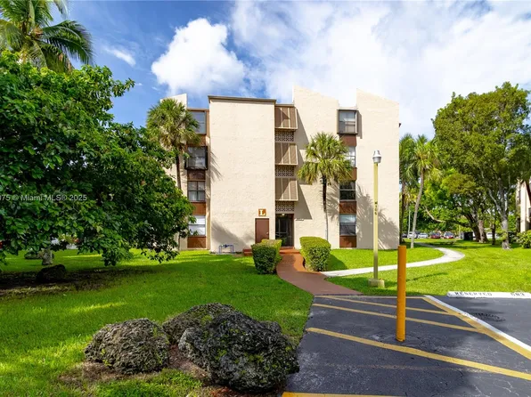 14611 N Kendall Dr #208L, Miami, FL 33183