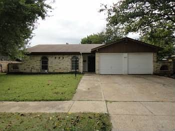 1st image of 1521 Linwood Ln