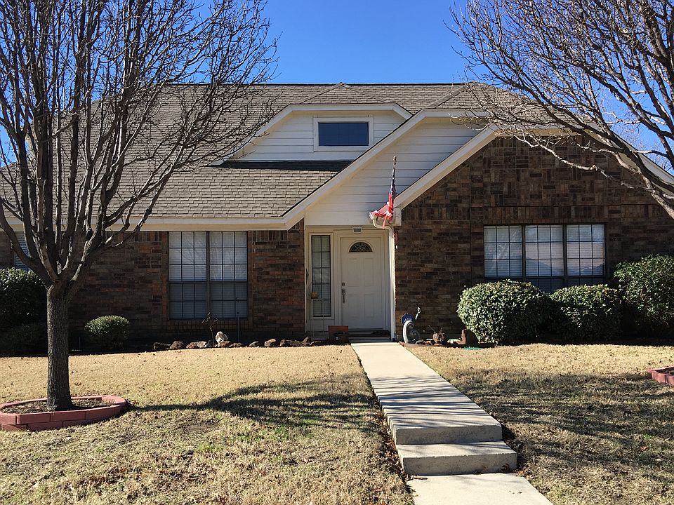 1st image of 2903 Palisades Dr