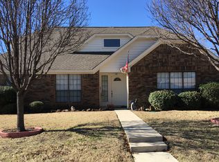 2903 Palisades Dr, Carrollton, TX 75007