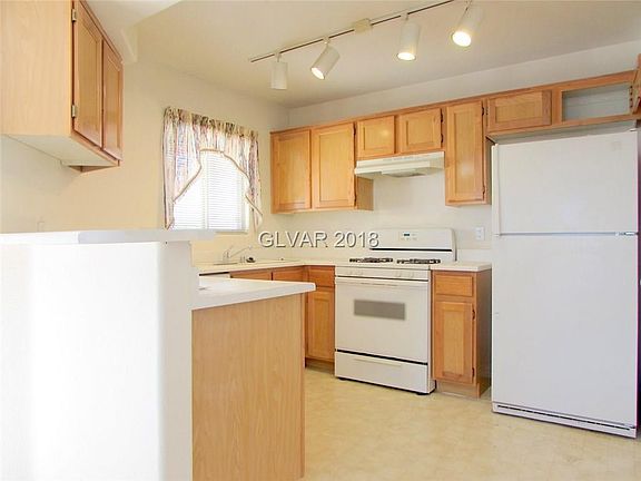 3rd image of 4555 E Sahara Ave Unit 287