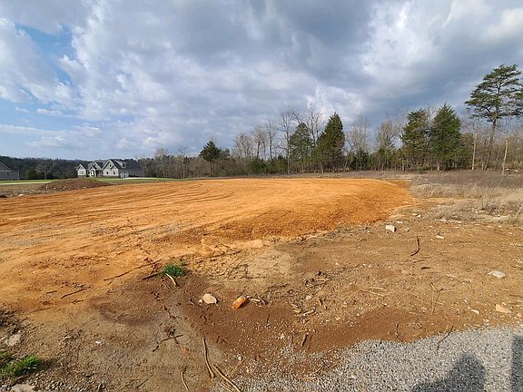 5th image of 353 W Canterbury Dr