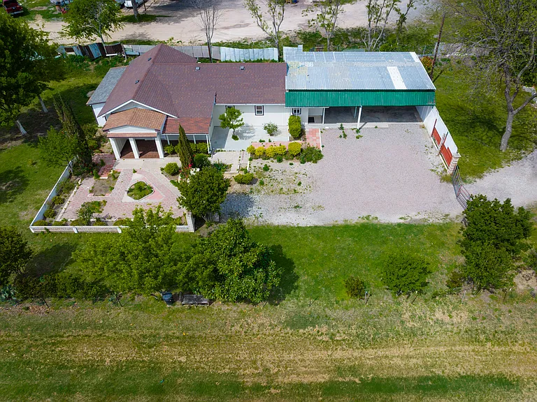 2543 County Road 332 — Photo 23
