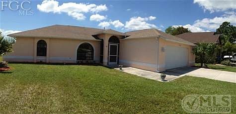 3rd image of 1106 SW 46th Ter