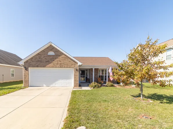 658 Bobtail Dr, Greenfield, IN 46140