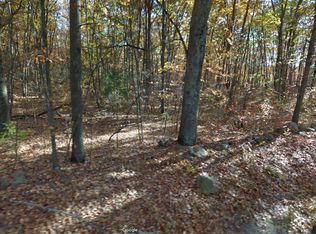 112 Chestnut Hill Rd, Millville, MA 01529