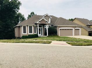 5727 N Liberty Ave, Kansas City, MO 64118