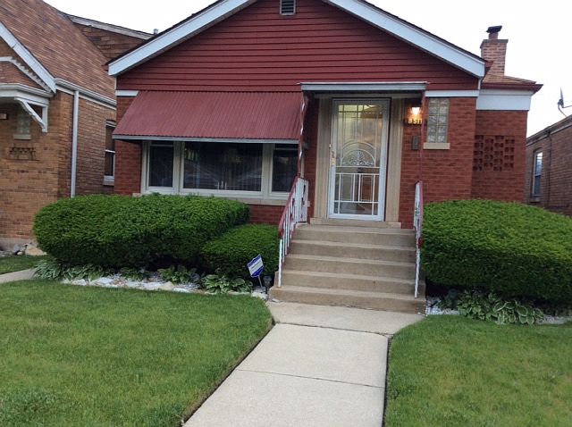 Front Full View