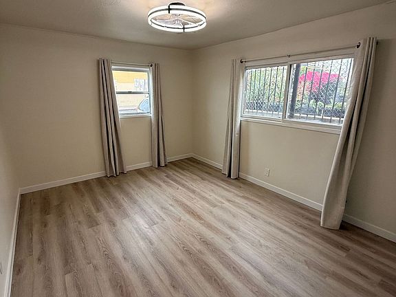 4th image of 1475 Venice Blvd APT 4