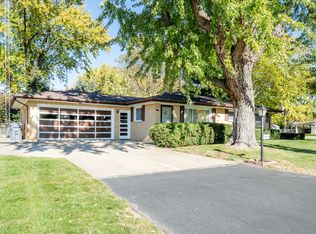 2781 N Trail Ln, Saint Joseph, MI 49085