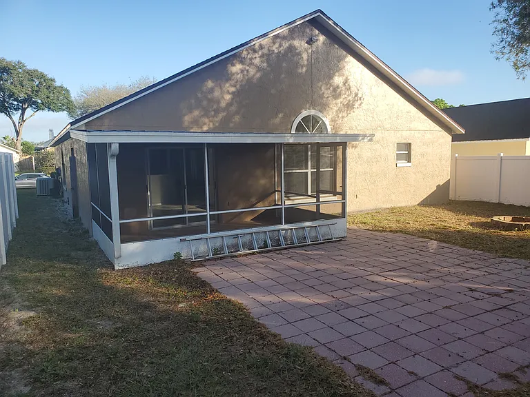 665 Brightview Dr — Photo 15