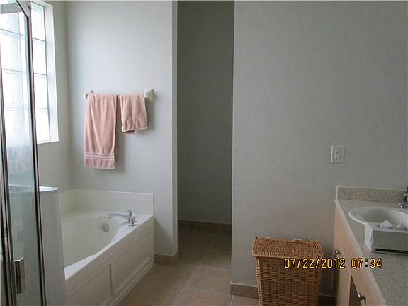 3rd image of 6338 SW 194th Ave