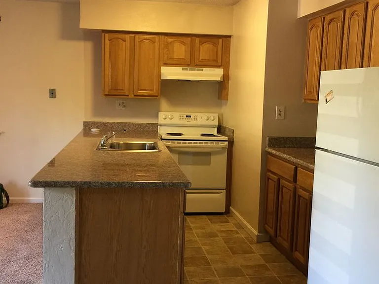 331 J Street — Photo 2