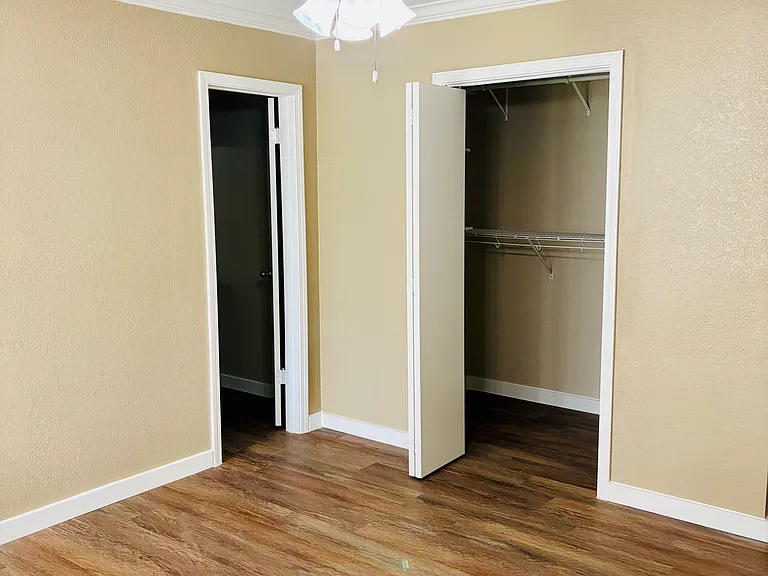 9102 Japonica Ct #A — Photo 7