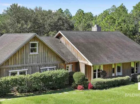 15255 Worcester Dr, Fairhope, AL 36532
