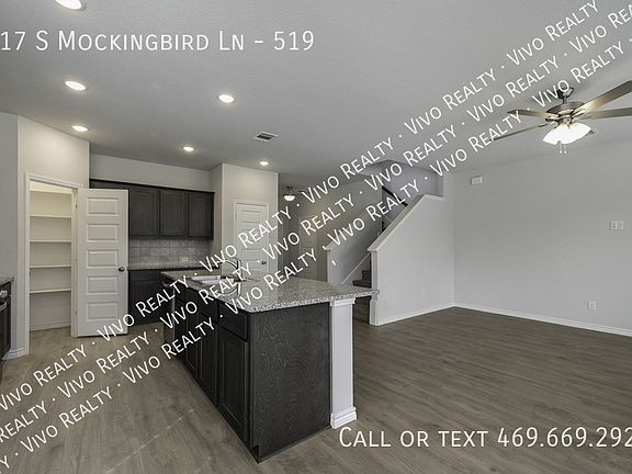 5th image of 517 S Mockingbird Ln #519