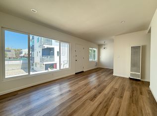 632 Parkman Ave APT 1, Los Angeles, CA 90026