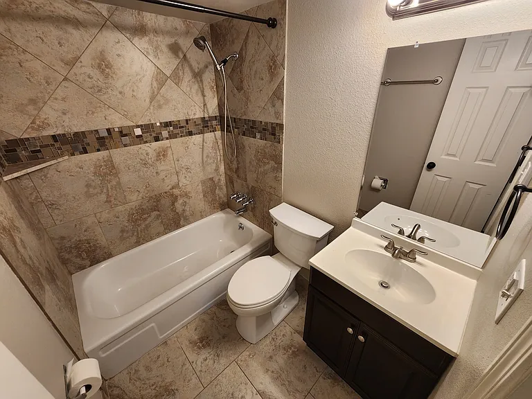3490 S Akron St — Photo 5