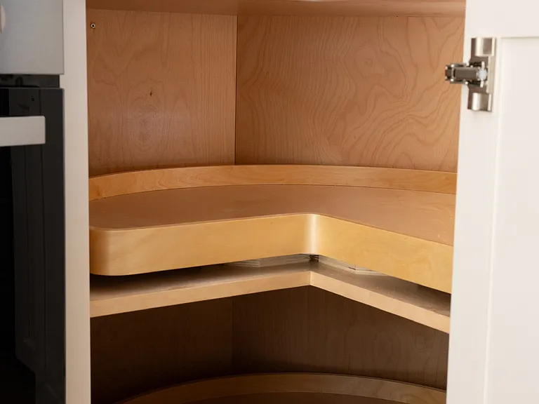 Lazy Susan Corner cabinet