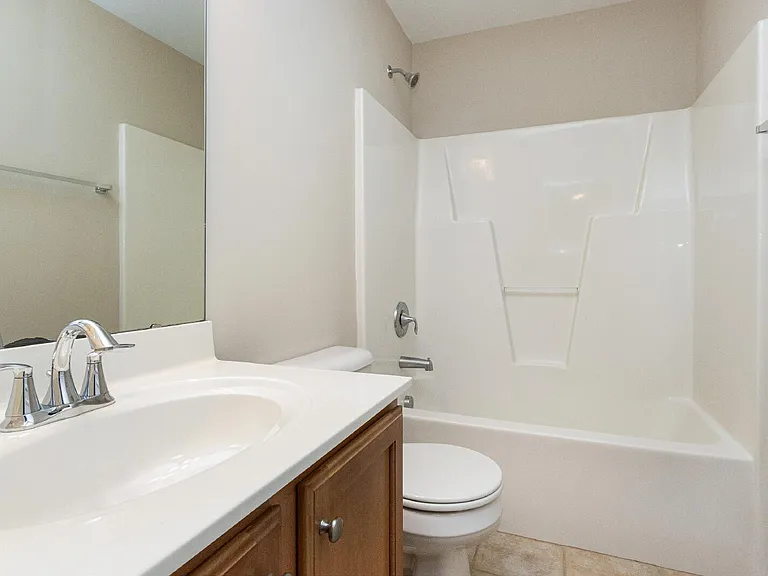 711-60 Keystone Park Dr — Photo 24