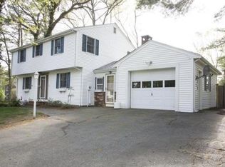 37 Duffy Dr, Taunton, MA 02780